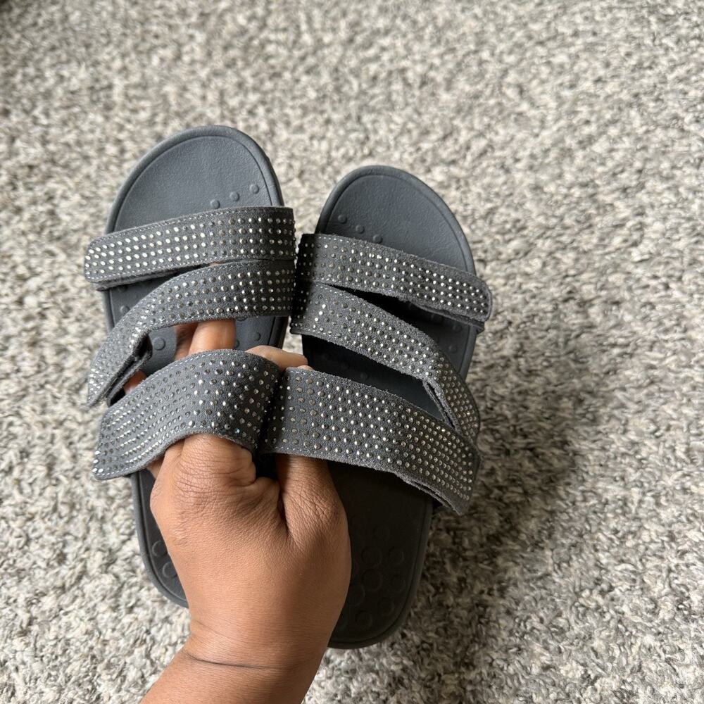 Vionic Womens Alexis Suede Platform Wedge Sandals Slip On Rhinestones Gray Sz 5 - Picture 3 of 6